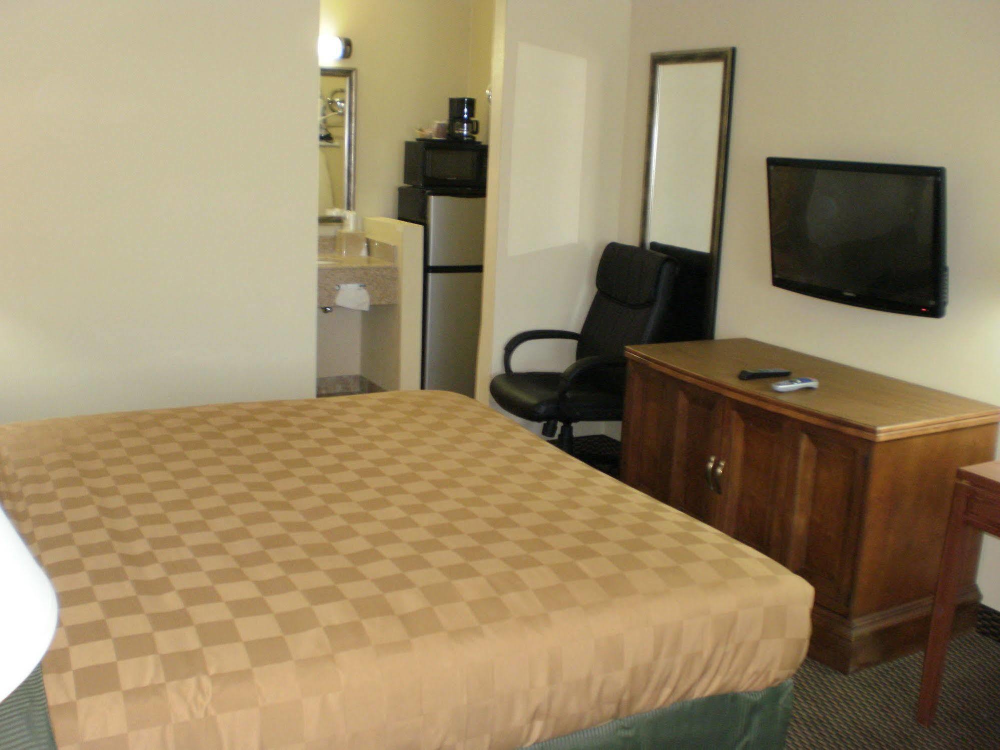 Executive Inn Mojave Exteriér fotografie